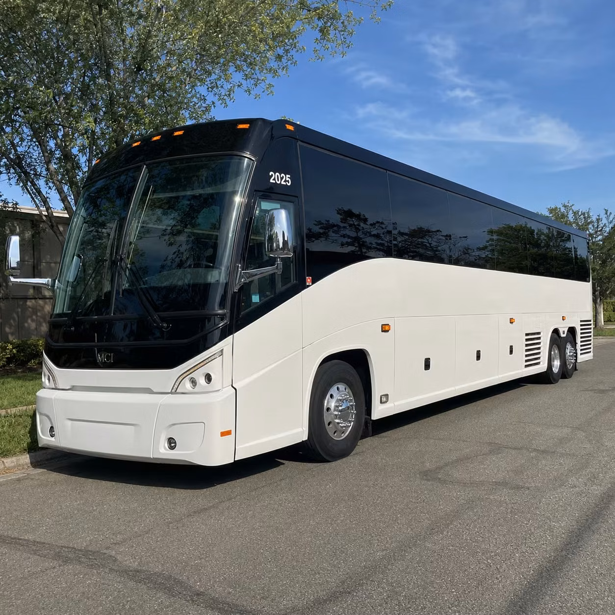 airport shuttle transportation for government and military groups arriving at hector international