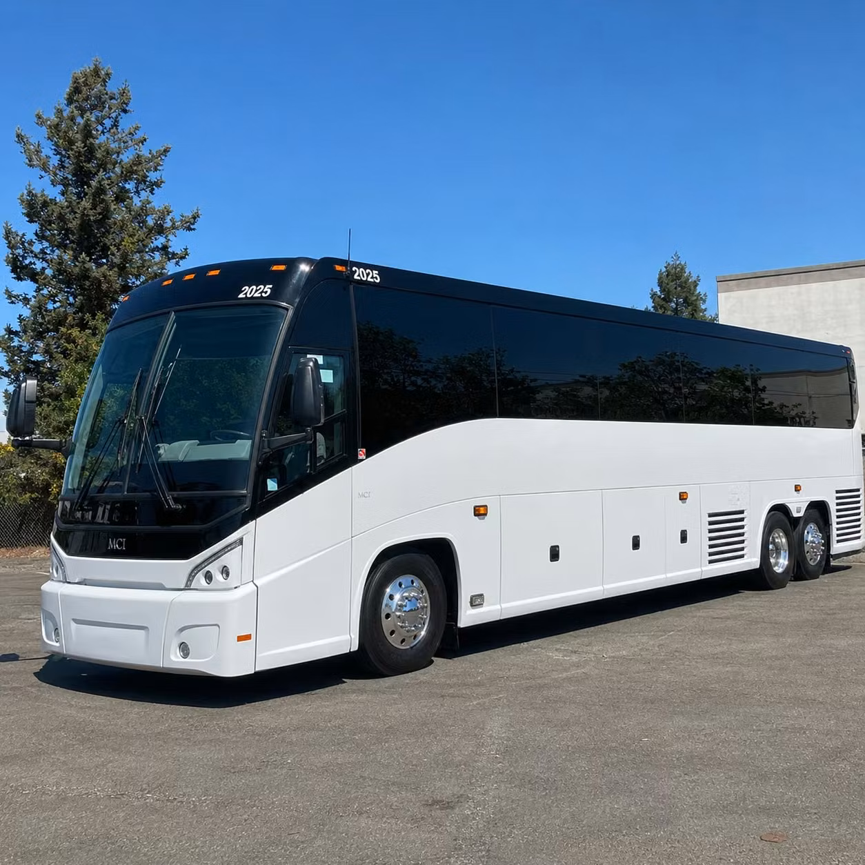 multi day and long haul bus rentals from fargo cross state lines without the stress